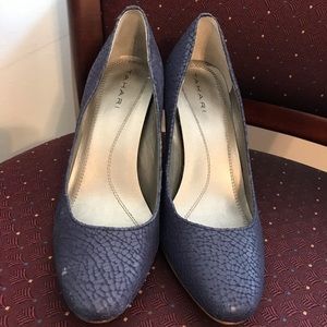 Tahari textured suede pumps